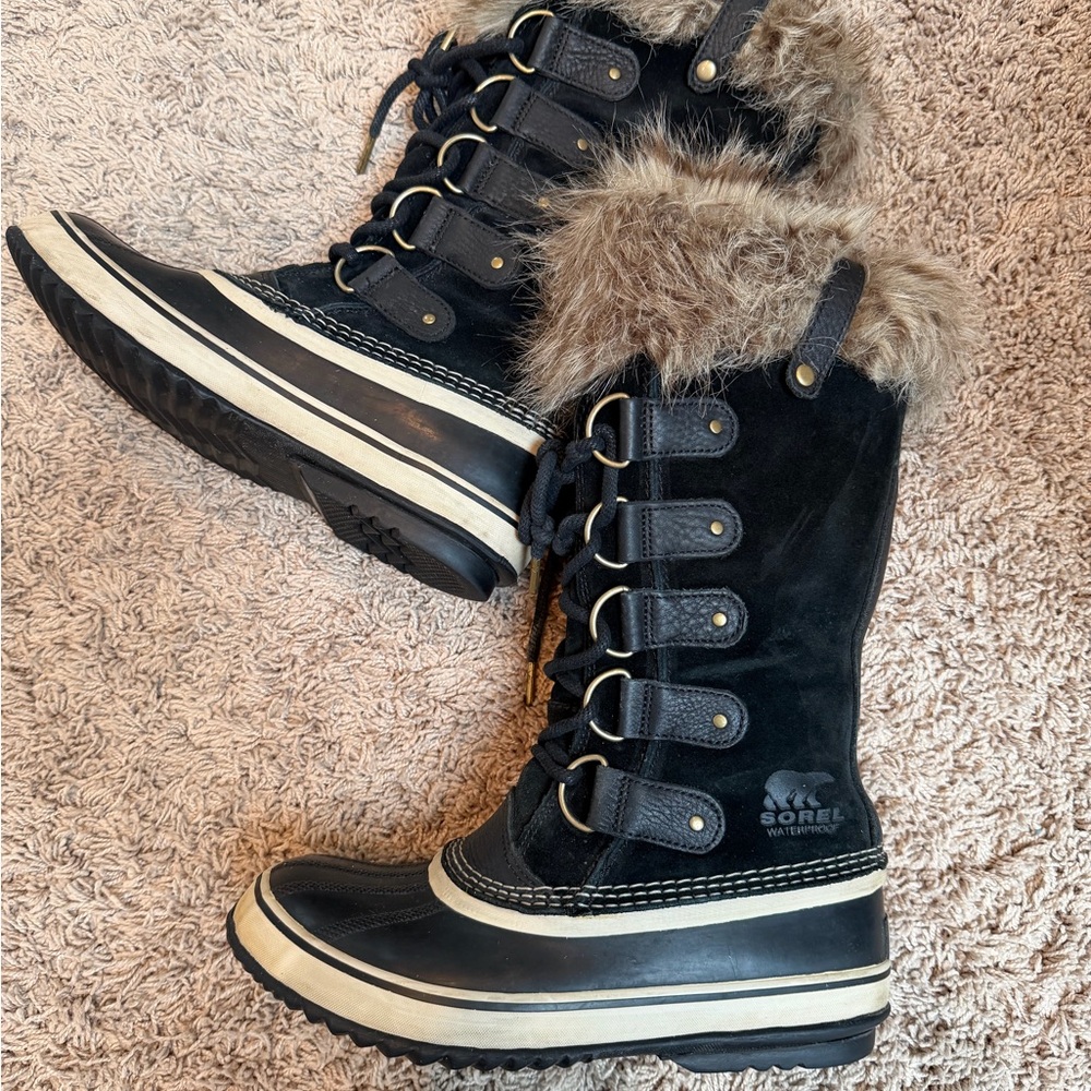 Sorrel JOAN OF ARCTIC Women's Waterproof Boot